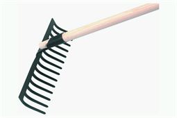 Strassenrechen mit 16 Zinken