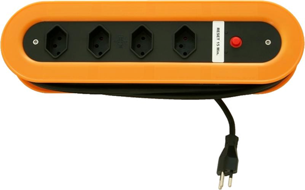 Pico Stromverteiler mit 4 Steckdosen Typ13