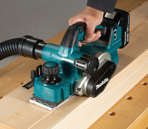 MAKITA Akku-Einhand-Hobel 82mm 18V
